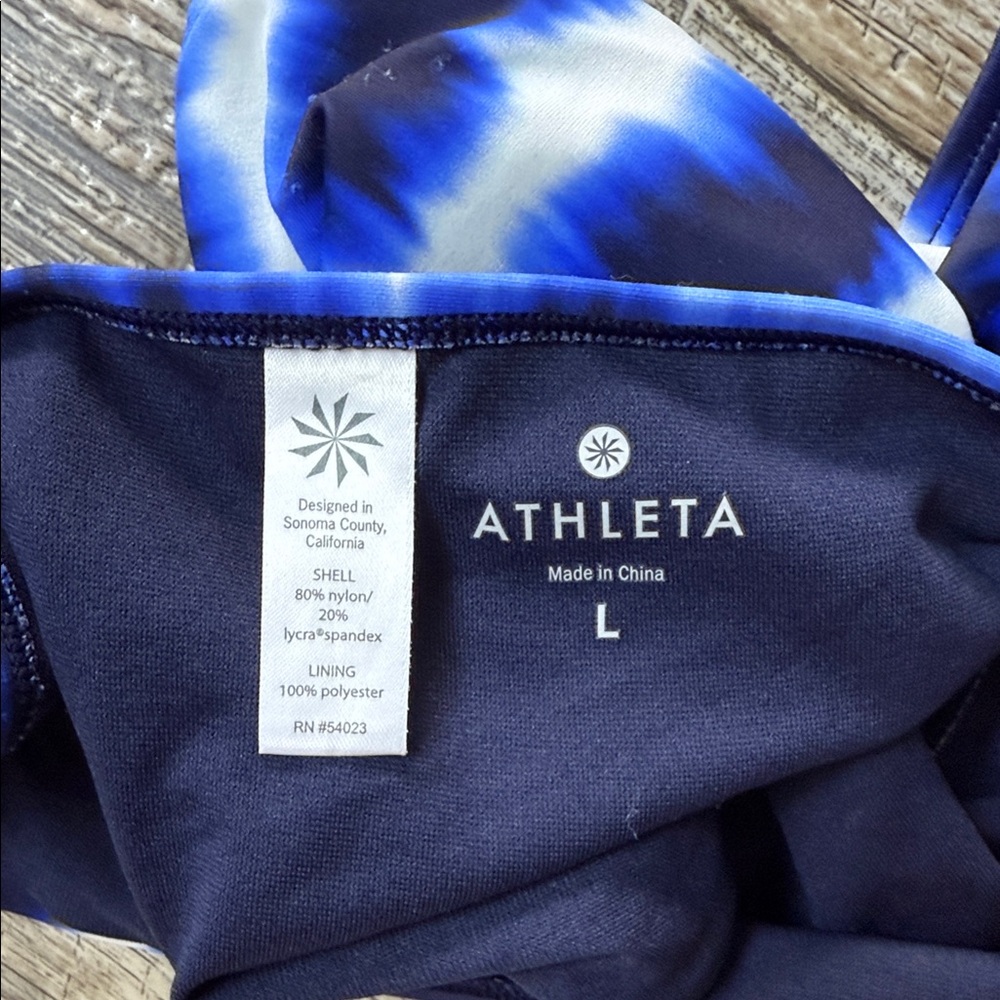 Athleta Blue and White Tie-Dye Bikini Set, Top 38DDD, Bottom Large - Picture 10 of 13